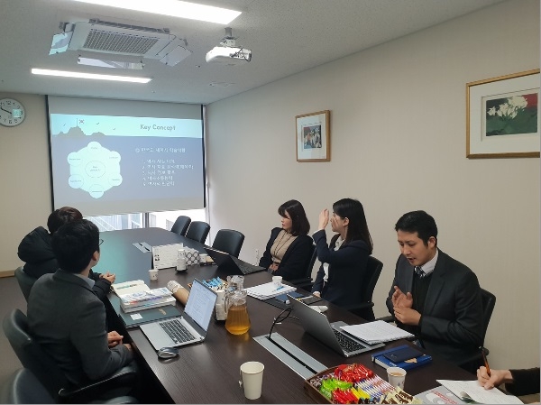 ▲ IB 추진단 충남삼성고 IB 추진단 회의 장면. ⓒ 충남삼성고