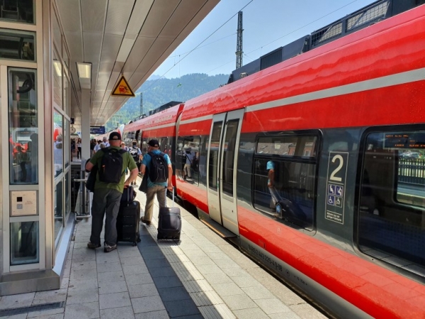 사진 = 장시정뮌헨에서 오스트리아 국경을 넘어 인스브루크까지 운행하는 Werdenfels 지역열차