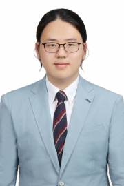김정태 군.