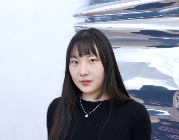 작가 이예리나.