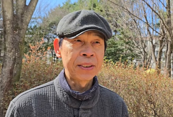 권오룡 맨발걷기국민운동본부 광명지회장(유튜브 화면 캡쳐)