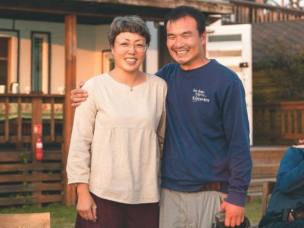 고필호 대표와 부인 박설희 씨.